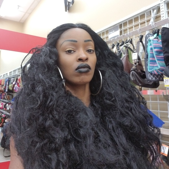 Used Kinky Bodywave Lace Front Wig main image 5